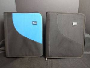 lot 516 image: Zippered Portfolio Binders