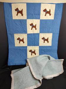 lot 520 image: Homemade Appliqu� Baby Quilt with Wool Baby Blanket