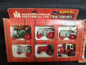 lot 531 image: International Harvester Historical Toy Tractor, Models ERTL