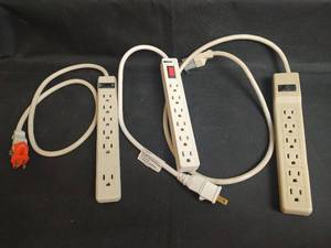 lot 597 image: Power Strip Outlets