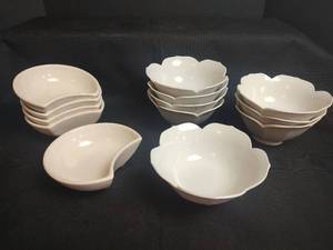 lot 620 image: Assorted Ceramic Bowls