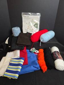 lot 650 image: Quilt Block Patterns, Yarn, Thread, Felt, Material, and Ribbon
