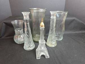 lot 661 image: Glass Decanter and Vase Lot 6 Pieces with Eiffel Tower Figurine