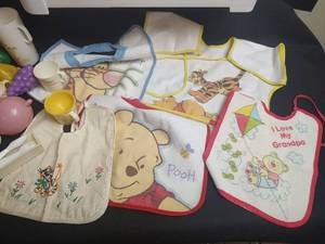 lot 709 image: Childrens Play Kitchen Set with Food Accessories and Vintage Bibs