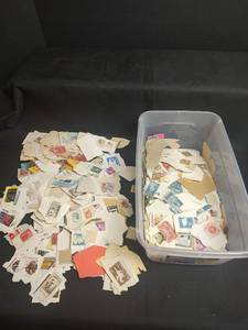 lot 711 image: Large Assortment Vintage Postage Stamps