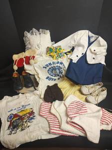 lot 734 image: Assorted Childrens Clothing
