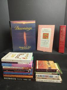 lot 736 image: Mixed Lot Religious and Educational Books