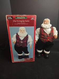 lot 739 image: Holiday Time Hip Swinging Santa Animated Figure