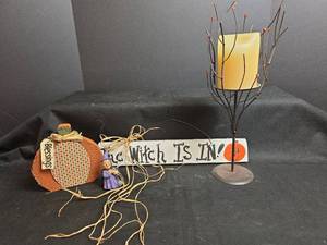 lot 752 image: Halloween Candle Holder, Sign, and Ornaments