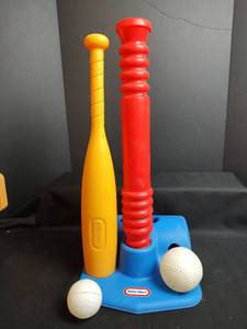 lot 802 image: Little Tikes T-Ball Set with Base, Bat, and Balls