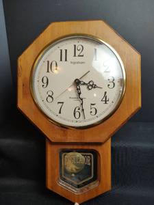 lot 807 image: Ingraham Westminster Chime Quartz Wall Clock Regulator, Runs and Chimes