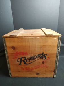 lot 828 image: Vintage Records Wood Storage Box with Hinged Lid, 14.5w x 12d x 13.5t