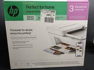 lot 844 image: HP DeskJet 4252e All-in-One Printer with Instant Ink Ready, Appears New