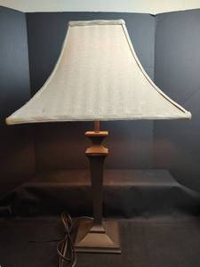lot 848 image: Metal Table Lamp, 27.5 Tall