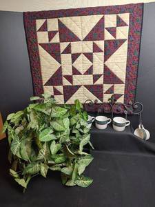 lot 850 image: Patchwork Wall Quilt with Artificial Plant, Cup Hanger and Coffee Cups