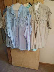 lot 893 image: Assorted Mens Shirts, XL