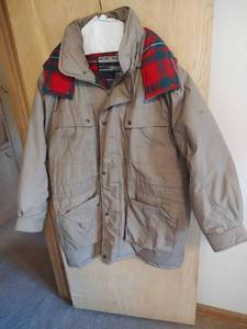 lot 896 image: Pacific Trail Rugged Wear Hooded Jacket, Size 1X