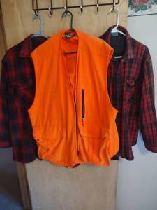 lot 898 image: Cabelas Outdoor Gear Vest, 2XL and Insulated Plaid Shackets, XL