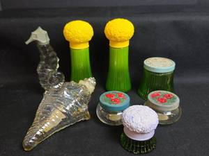 lot 915 image: Vintage Glass Cosmetic Bottles and Containers