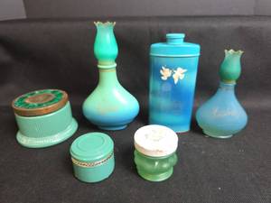 lot 919 image: Vintage Cosmetic Bottles and Containers