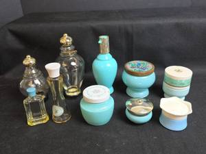 lot 925 image: Vintage Cosmetic Bottles and Containers