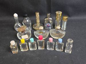 lot 928 image: Vintage Miniature Perfume Bottles
