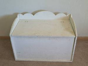 lot 937 image: White Wooden Toy Chest