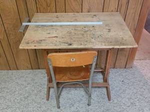 lot 954 image: Drafting Table and Chair