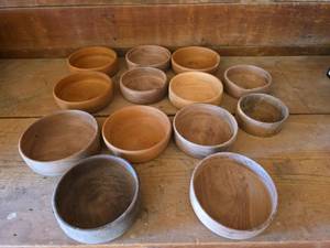 lot 1246 image: 13 Handmade Wooden Bowls Various Sizes