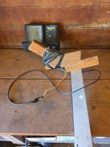 lot 1262 image: Humminbird LCR 2000 Fish Finder with Transducer and Cable (Untested)