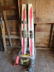 lot 1296 image: Adult Combo Ski Tech II Water Skis Pair with Ropes and Pump