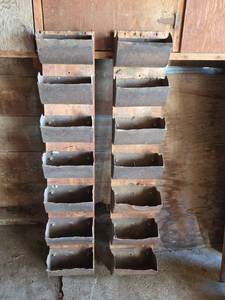 lot 1297 image: 2 Columns of Grain Elevator Buckets Organizer 16 Compartments