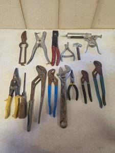 lot 1549 image: Wrenches, Pliers, Adjustable Wrench, Tin Snips, and More