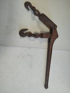 lot 1562 image: Metal Come Along