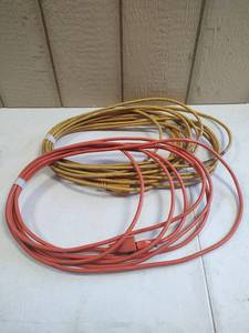 lot 1570 image: Extension Cords