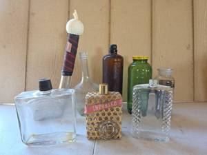 lot 1627 image: Vintage Glass Bottles