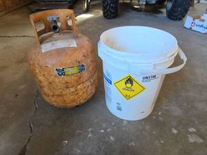 lot 1641 image: Propane Cylinder and Rock Salt in 5Gal Bucket