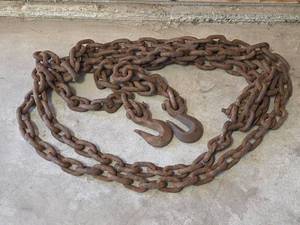 lot 1659 image: 23ft Chain with Two Hooks