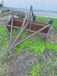 lot 2016 image: Pull Behind Box Trailer (UNKNOWN TIRE CONDITION)- see description for removal information