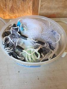 lot 2028 image: EZ Throw Cast Net Atarraya with Accu-Throw Ring- New