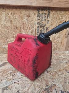 lot 216 image: Gasoline Fuel Can 5 Gallon with Spout