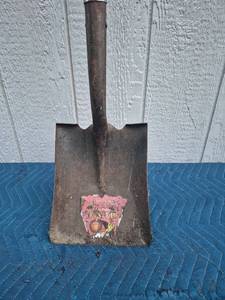 lot 235 image: Spade Shovel with Split Handle and Branded Shield Label