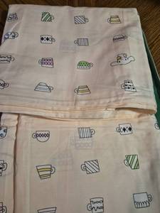 lot 299 image: Twin Duvet Cover with 2 Pillow Cases
