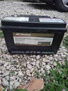 lot 331 image: ACDelco 94RPG Maintenance Free Battery 800 CCA 140 RC 80 AH - Not Tested
