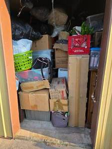 lot 3 image: 5 X 10 storage unit
