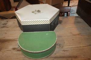 lot 2750 image: Lg. Vintage Hat Box 20 wide and More
