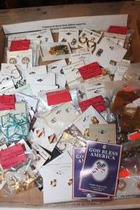 lot 2759 image: Lot of Earrings and More