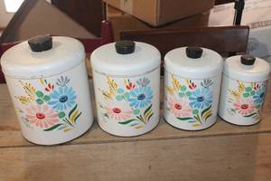 lot 2771 image: Vintage Metal Canister Set