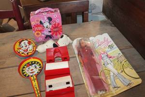 lot 2798 image: Vintage Stori-View Viewer, Slides & More