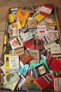 lot 2811 image: Vintage Matchbooks